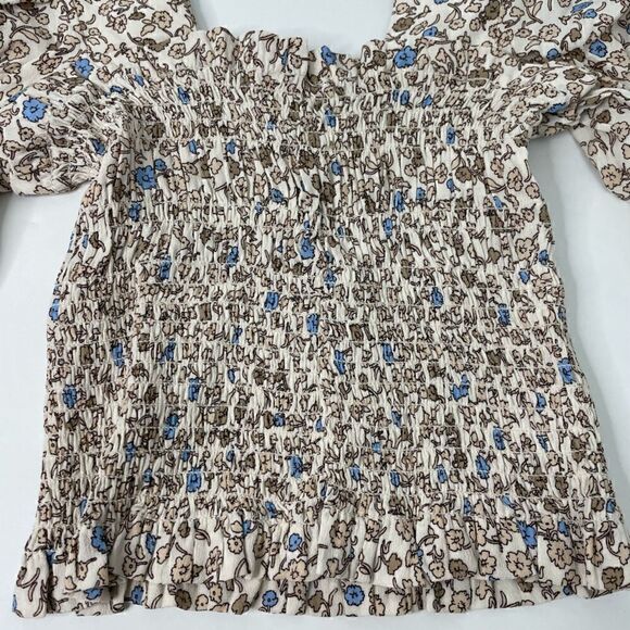 New!Olivaceous Top| 100% rayon| Small|ribbed| soft| cropped| stretchy|floral - Picture 12 of 16